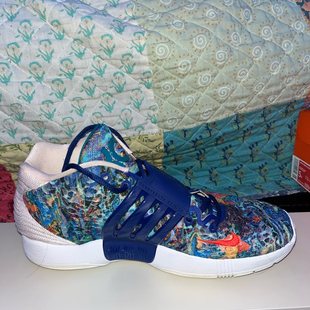 Nike KD 14. Psychedelic